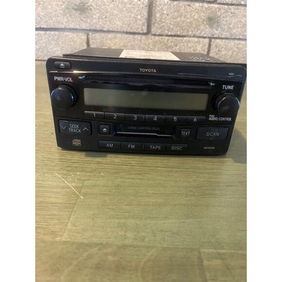 Toyota Fujitsu Ten 86120-35220 Logic Control Deck AM/FM Cassette Stereo Radio - Picture 2 of 7
